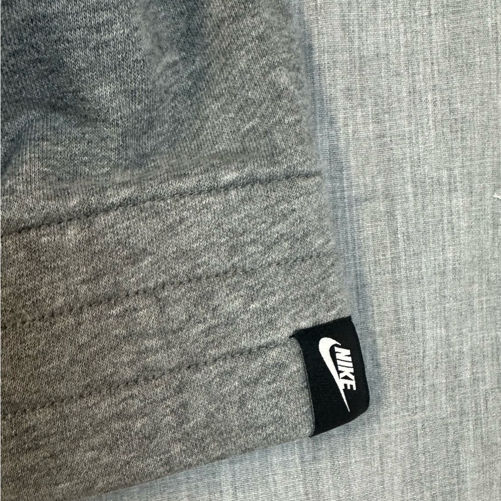 Nike Kids Hoodie with Retro Rainbow Stripes - Picture 5 of 11